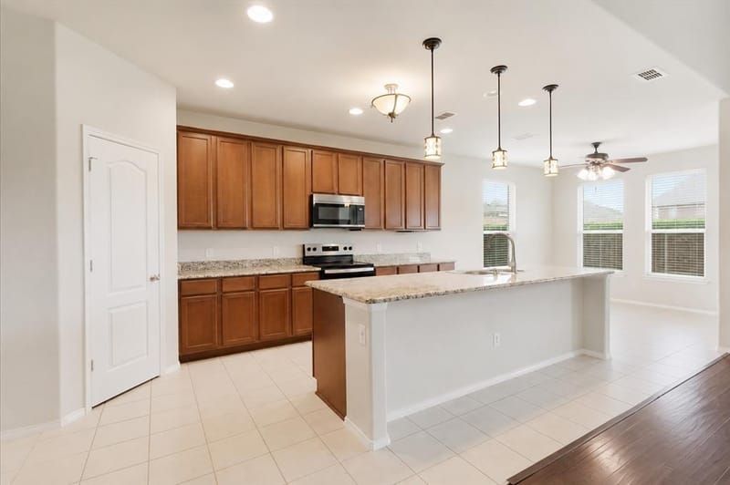 802 Swan Ridge Drive, Sherman TX 75092 - Photo 6