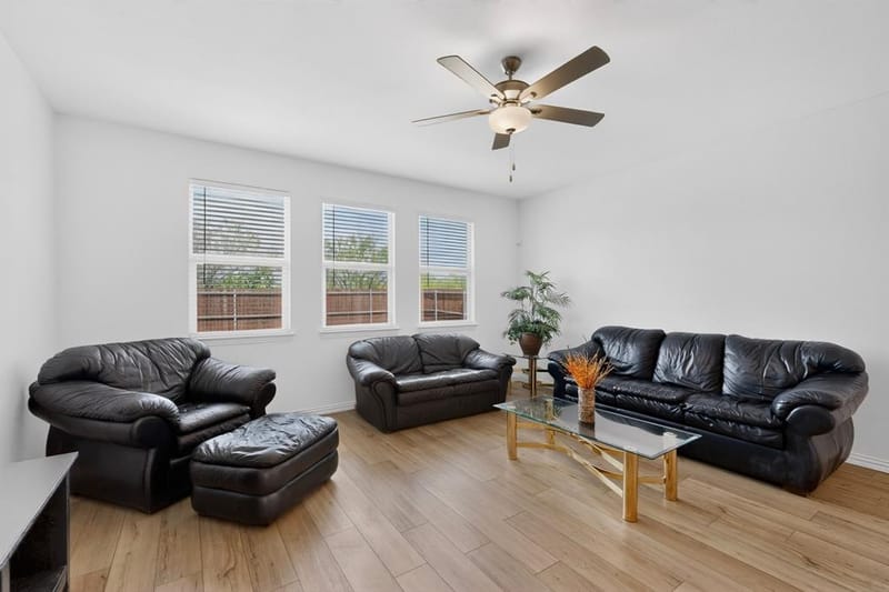 3401 Kingsview Drive, Denton TX 76207 - Photo 27