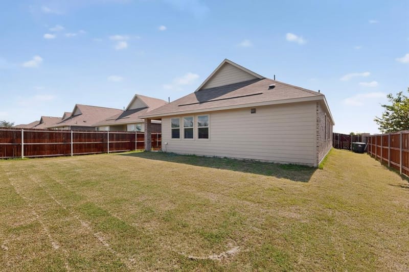3401 Kingsview Drive, Denton TX 76207 - Photo 36