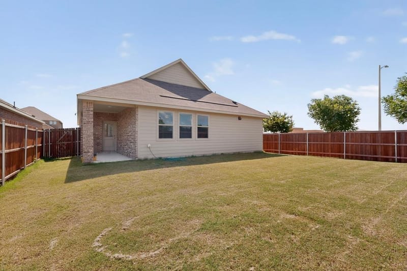 3401 Kingsview Drive, Denton TX 76207 - Photo 38