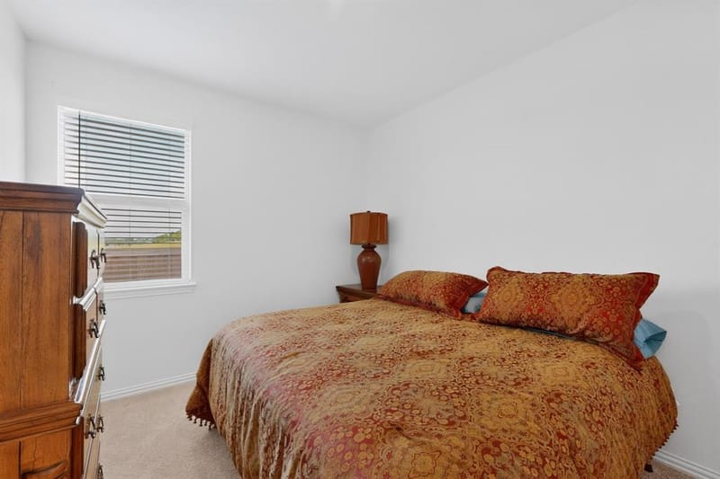 3401 Kingsview Drive, Denton TX 76207 - Photo 10