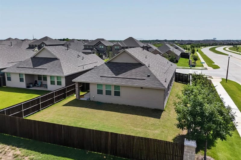 3401 Kingsview Drive, Denton TX 76207 - Photo 35