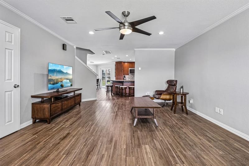 704 Partridge Drive, Saginaw TX 76131 - Photo 4