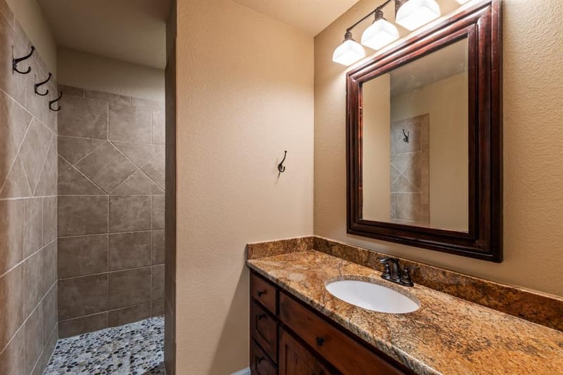 229 N Beverly Drive, Malakoff TX 75148 - Photo 23