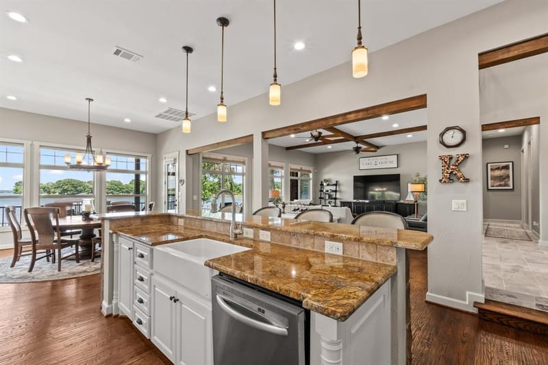 229 N Beverly Drive, Malakoff TX 75148 - Photo 8