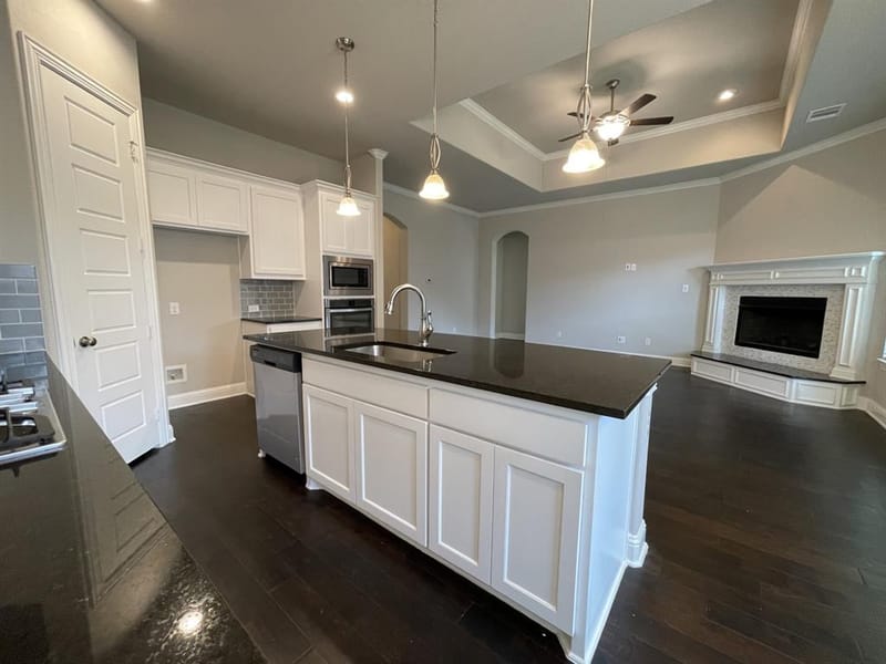 4500 Moores Landing, Arlington TX 76016 - Photo 7