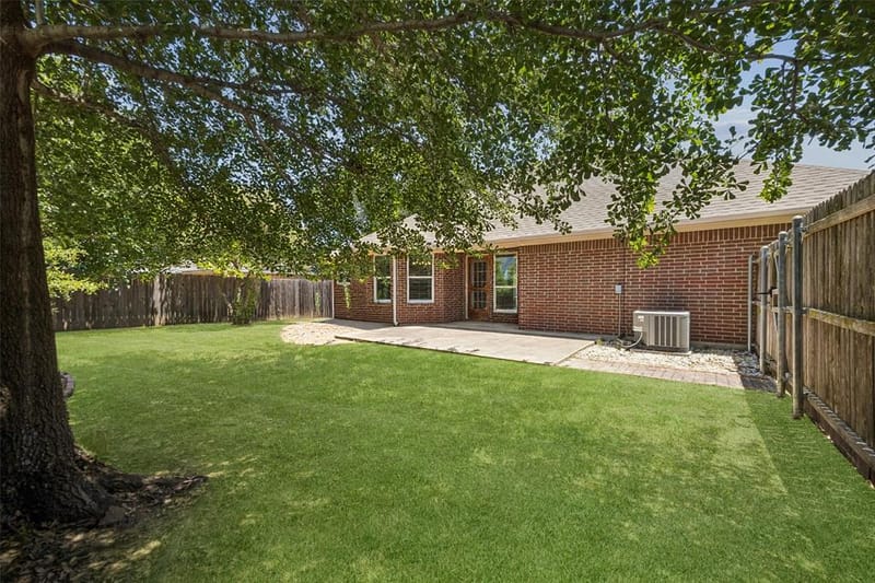 216 Point Circle, Pilot Point TX 76258 - Photo 23