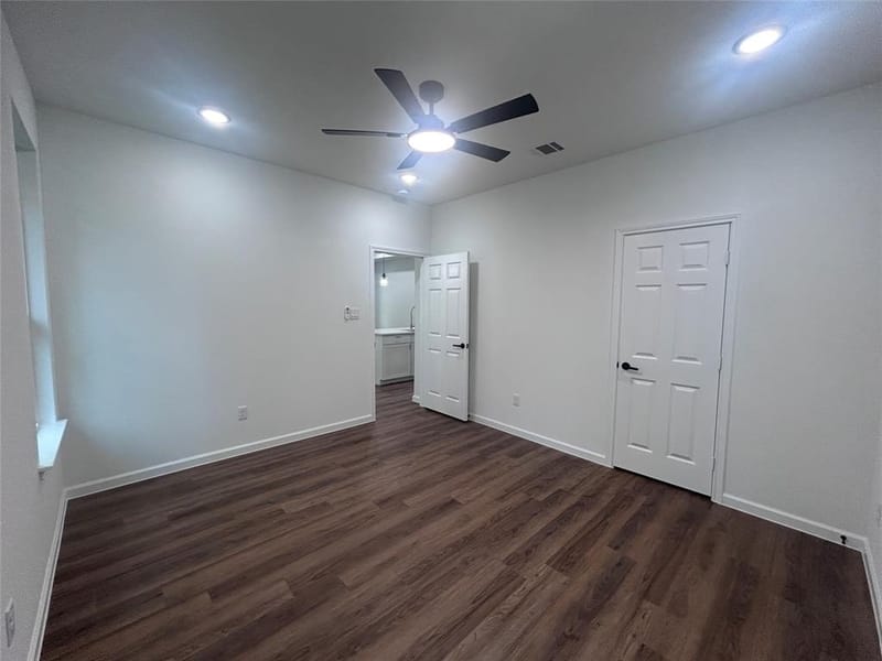 5717 San Jacinto Drive, Granbury TX 76048 - Photo 11