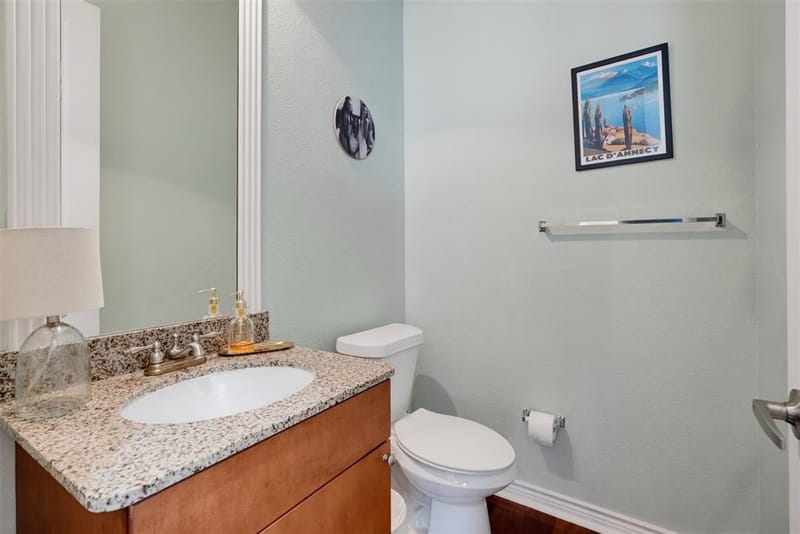 1201 Beaconsfield Lane # 109, Arlington TX 76011 - Photo 14