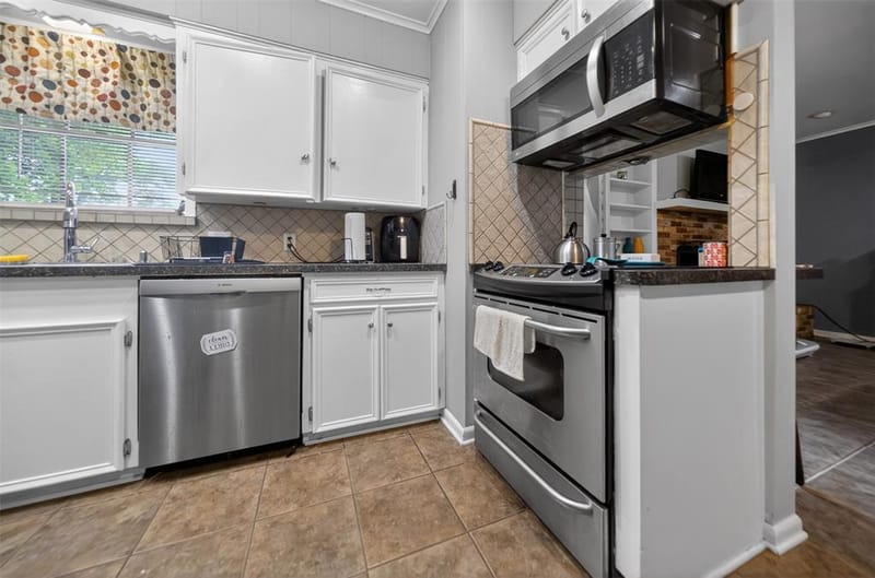 813 E Clinton Avenue, Athens TX 75751 - Photo 13