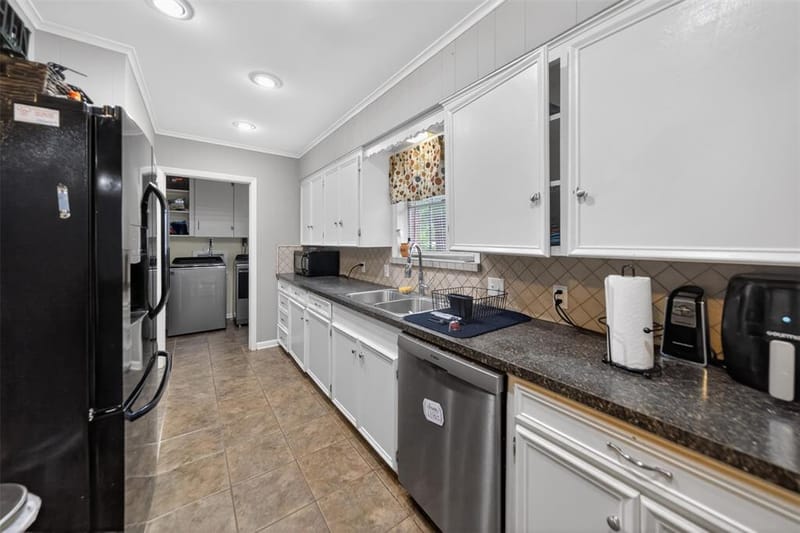 813 E Clinton Avenue, Athens TX 75751 - Photo 14