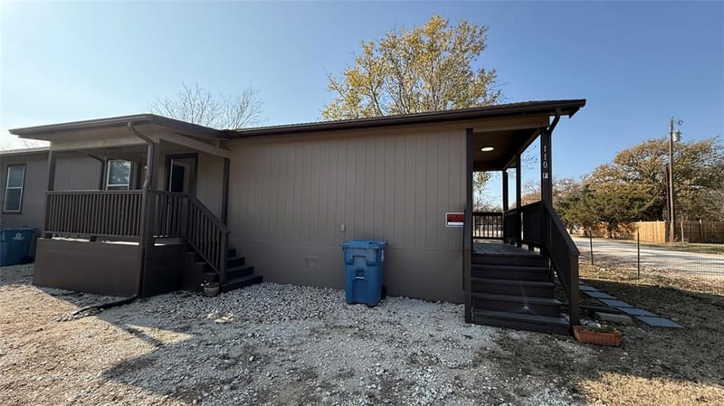 110 Crockett Street # F, Valley View TX 76272 - Photo 23