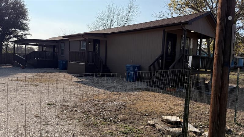 110 Crockett Street # F, Valley View TX 76272 - Photo 24