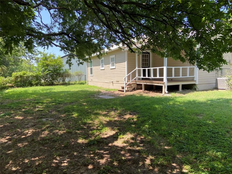 506 N Lamar Street, Weatherford TX 76086 - Photo 12