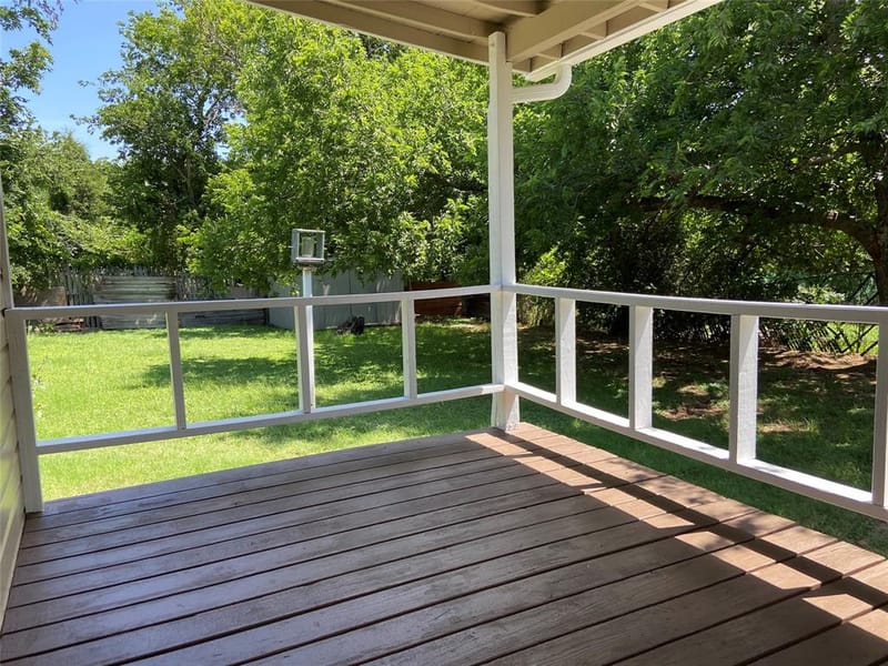 506 N Lamar Street, Weatherford TX 76086 - Photo 11