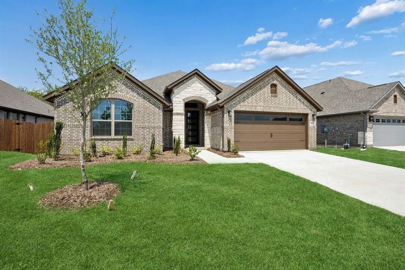 1879 Silver Birch Road, Waxahachie TX 75165 - Photo 2