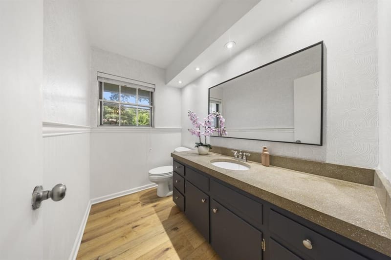 3060 Timberview Road, Dallas TX 75229 - Photo 18
