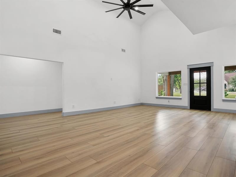 4004 Pueblo Court, Granbury TX 76048 - Photo 14