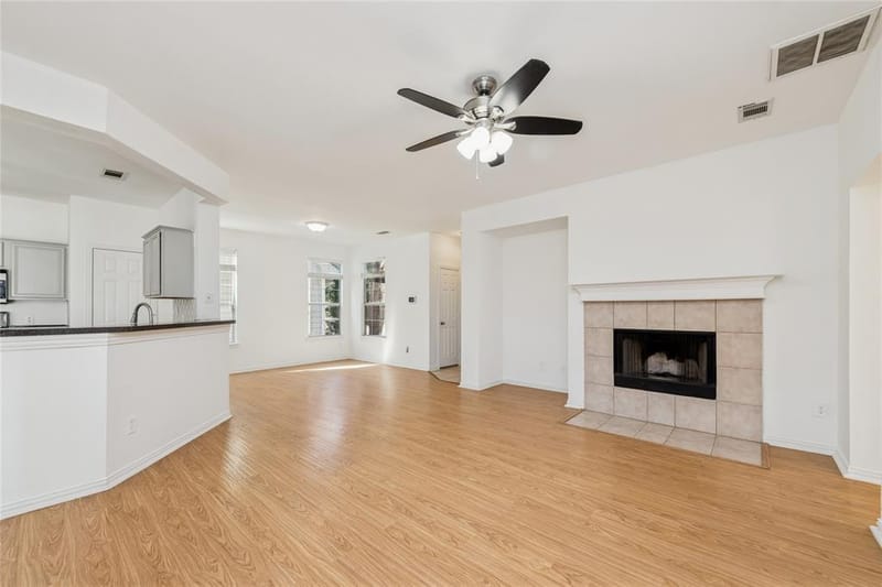 10110 Lakeview Drive, Providence Village TX 76227 - Photo 7