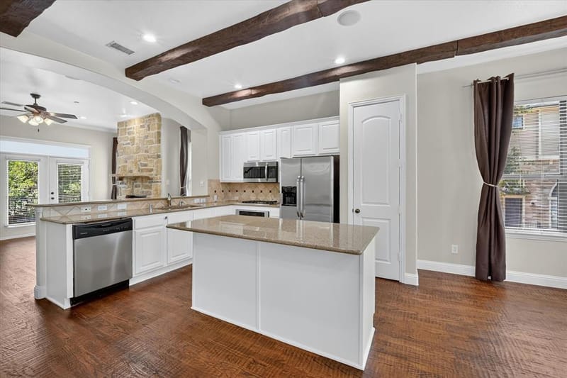 5729 Lunsford Road, Plano TX 75024 - Photo 3