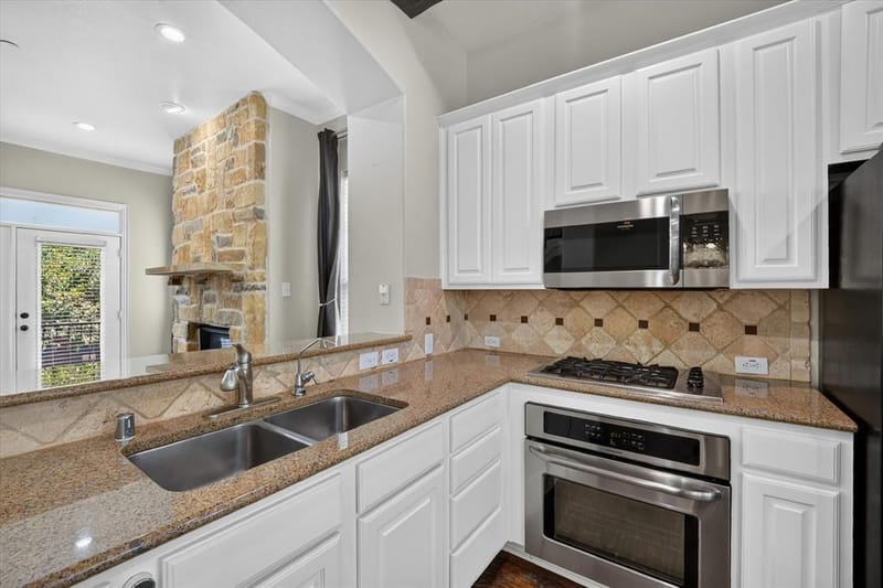 5729 Lunsford Road, Plano TX 75024 - Photo 18