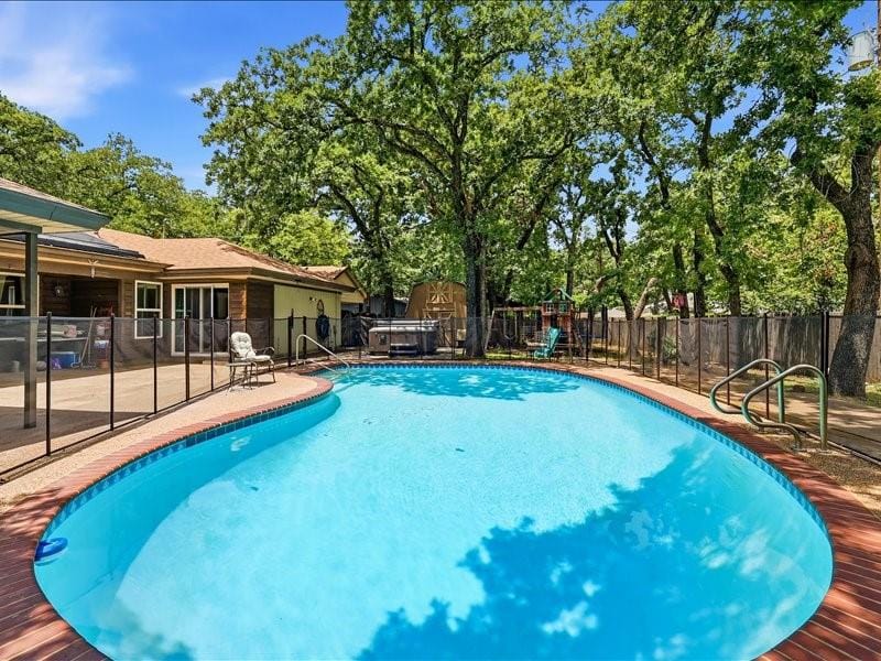 200 Timberlane Terrace, Euless TX 76039 - Photo 33
