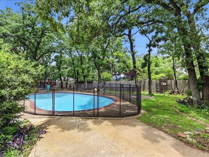 200 Timberlane Terrace, Euless TX 76039 - Photo 35