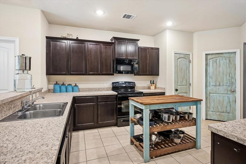 817 Hazels Way, Anna TX 75409 - Photo 10