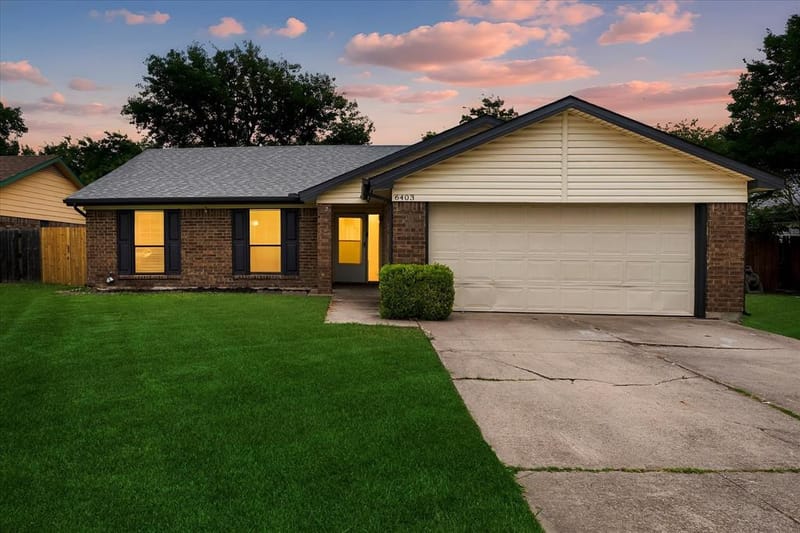 6403 Minuteman Lane, Arlington TX 76002 - Photo 2