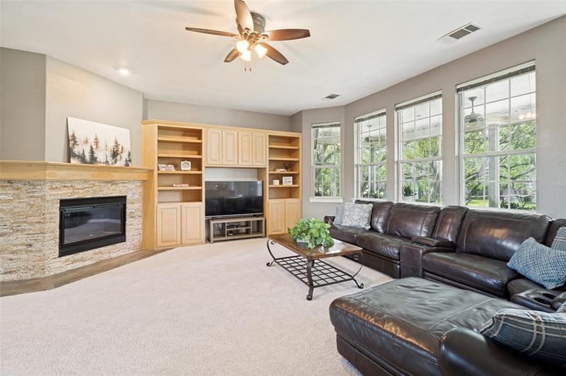 341 Onyx Drive, Oak Point TX 75068 - Photo 9