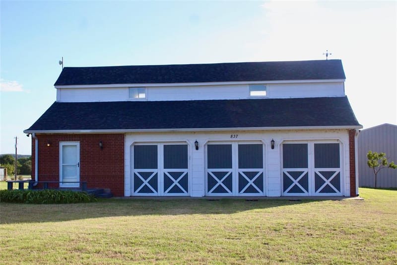 837 Beach Road # 42, Bowie TX 76230 - Photo 2