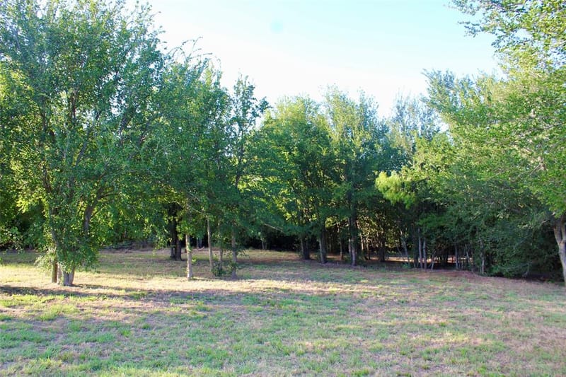 837 Beach Road # 42, Bowie TX 76230 - Photo 19