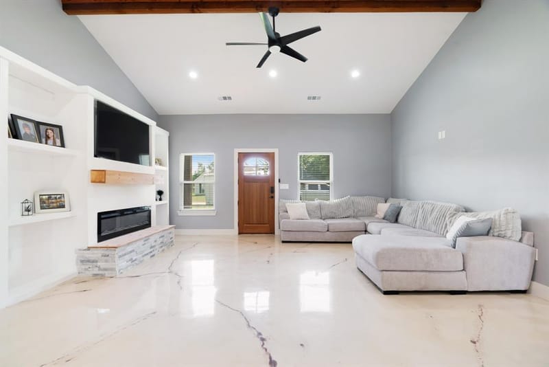 725 Daniel Street, Blossom TX 75416 - Photo 4