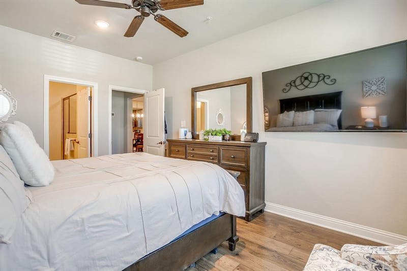 464 Pine Street, Burleson TX 76028 - Photo 23