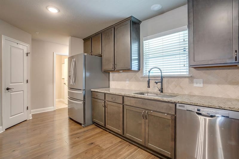 464 Pine Street, Burleson TX 76028 - Photo 18
