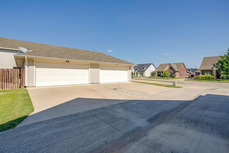 464 Pine Street, Burleson TX 76028 - Photo 40