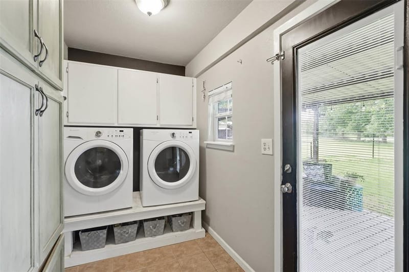 308 W 1st Street, Springtown TX 76082 - Photo 26