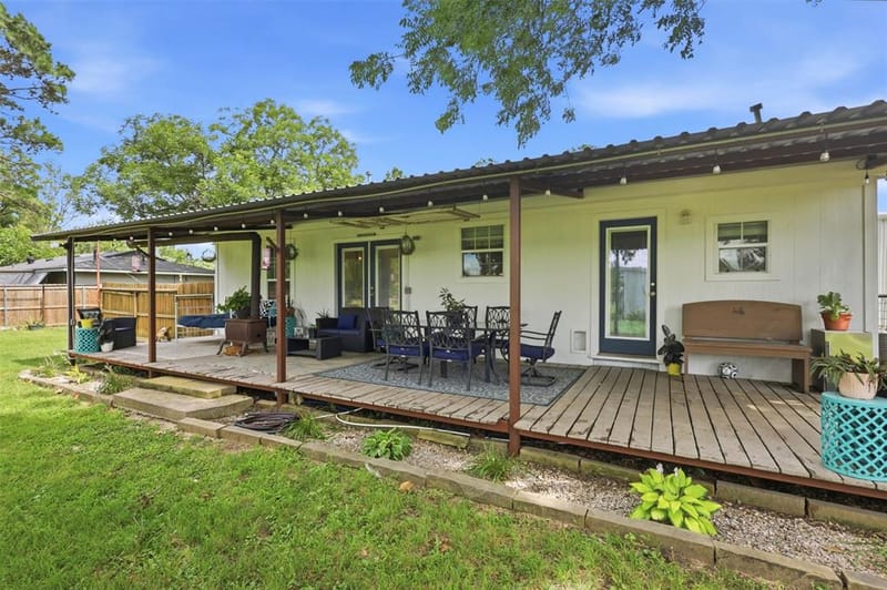 308 W 1st Street, Springtown TX 76082 - Photo 28