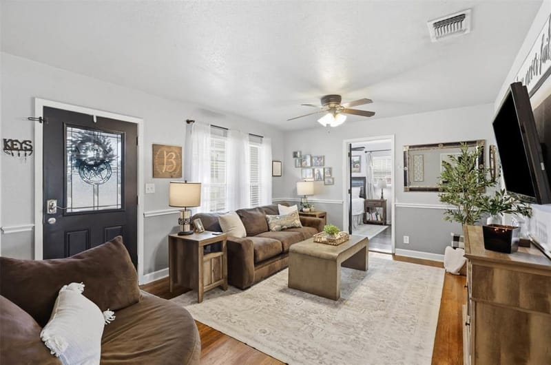 308 W 1st Street, Springtown TX 76082 - Photo 9