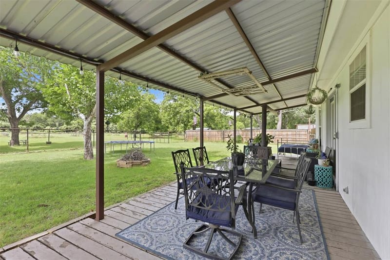 308 W 1st Street, Springtown TX 76082 - Photo 30