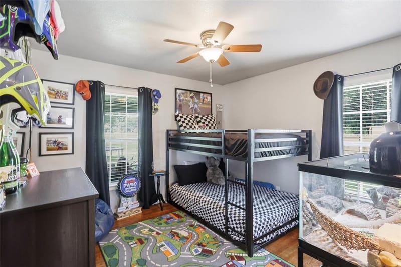 308 W 1st Street, Springtown TX 76082 - Photo 19