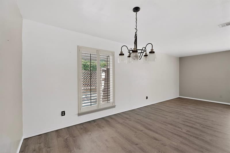 3411 Sheffield Drive, Arlington TX 76013 - Photo 7
