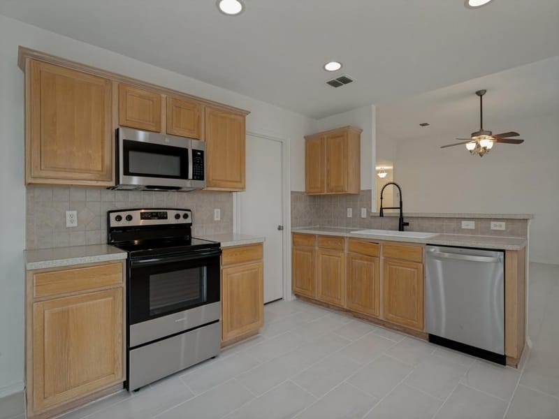 8821 CHISHOLM Trail, Cross Roads TX 76227 - Photo 7