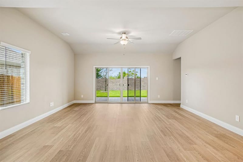 1316 Bridgestone Drive, Princeton TX 75071 - Photo 18
