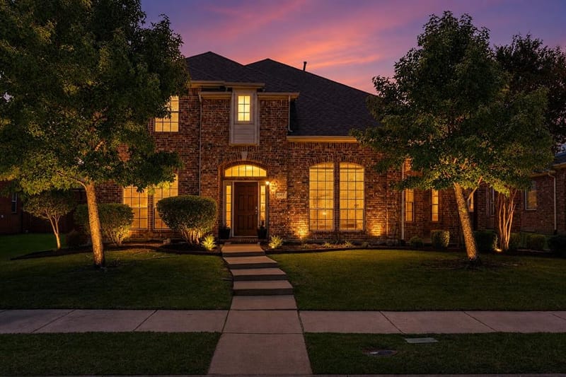 1041 Crystal Lake Drive, Frisco TX 75036 - Photo 2