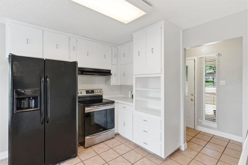 2915 Post Oak Court, Bedford TX 76021 - Photo 9