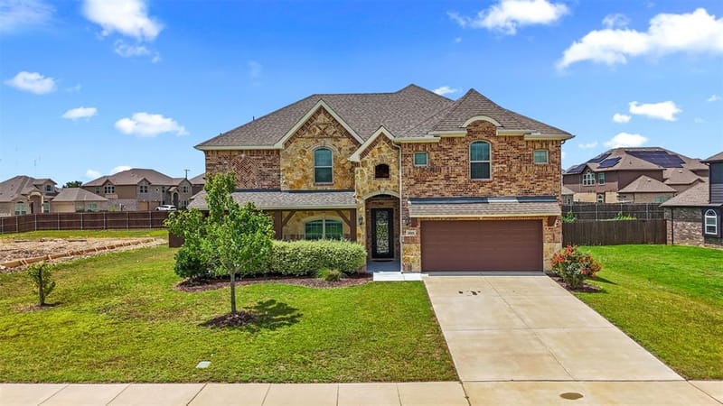 1515 Spring Hill Drive, Cedar Hill TX 75104 - Photo 2