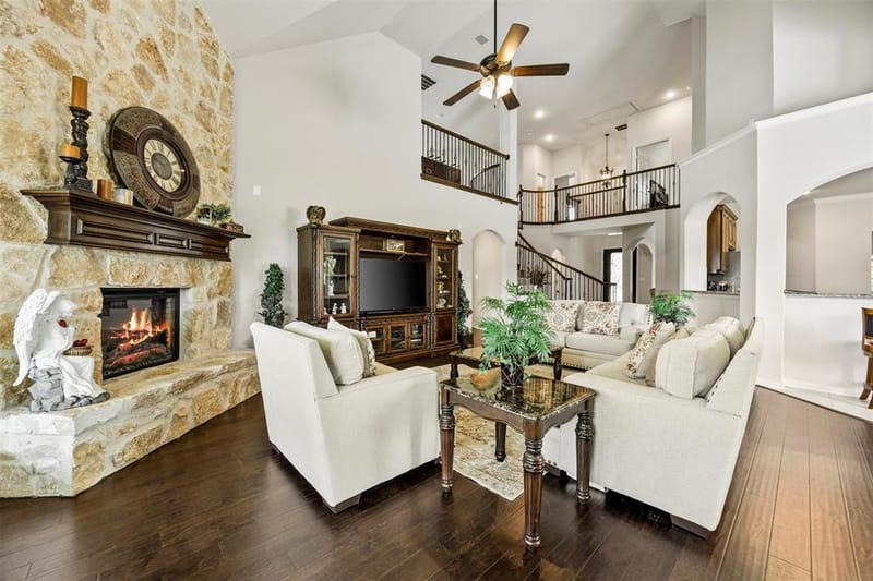 1515 Spring Hill Drive, Cedar Hill TX 75104