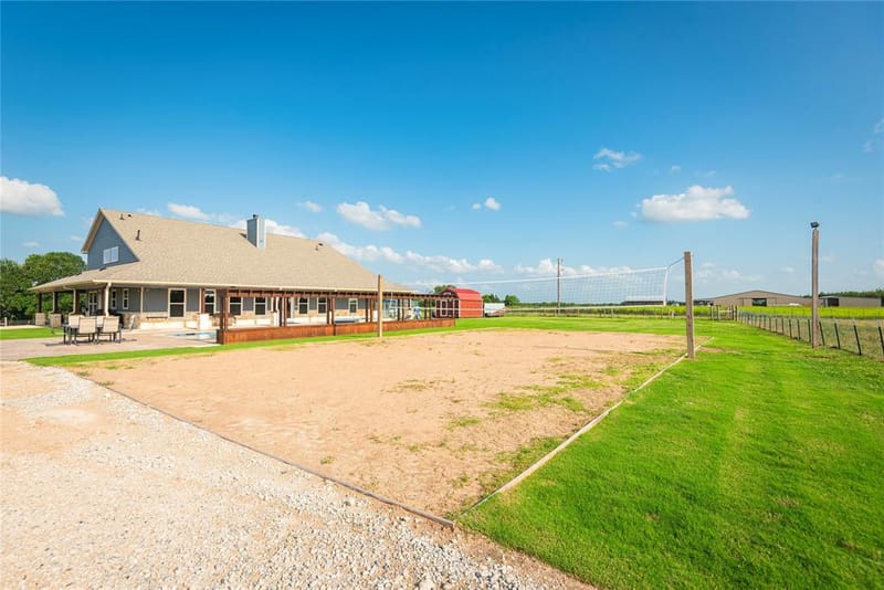 568 County Road 5025, Leonard TX 75452 - Photo 36