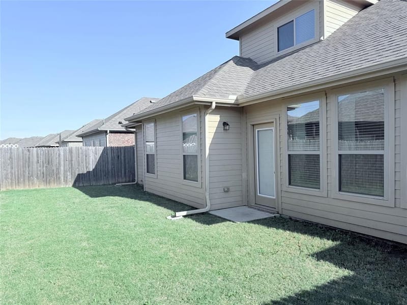 612 Redwood Drive, Greenville TX 75402 - Photo 18